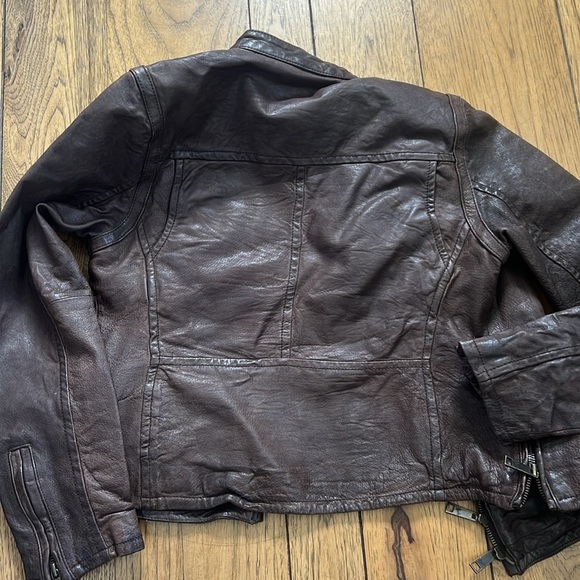 Vintage Levi’s Genuine Leather Jacket - Picture 3 of 3